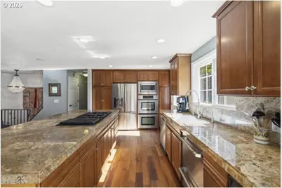 3972 Calaroga Dr, West Linn, OR 97068 - Photo 9