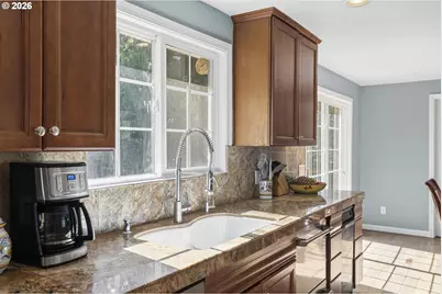 3972 Calaroga Dr, West Linn, OR 97068 - Photo 11
