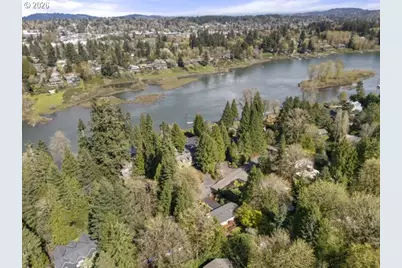 3972 Calaroga Dr, West Linn, OR 97068 - Photo 37