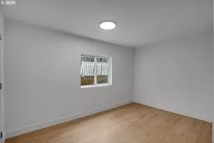 625 SW 9th St, Dundee, OR 97115 - Photo 27