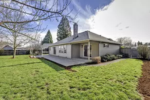 1524 NE Greensword Dr, Hillsboro, OR 97124 - Photo 35