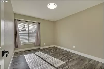 1524 NE Greensword Dr, Hillsboro, OR 97124 - Photo 23