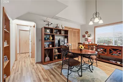 1202 NW 136th St, Vancouver, WA 98685 - Photo 7