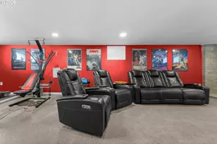 7017 NE Sacramento St, Portland, OR 97213 - Photo 27