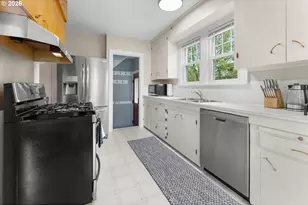 7017 NE Sacramento St, Portland, OR 97213 - Photo 11