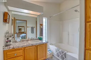 501 E Collins St, Goldendale, WA 98620 - Photo 25