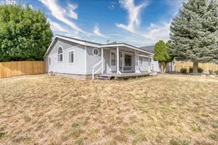 501 E Collins St, Goldendale, WA 98620 - Photo 29