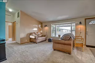 501 E Collins St, Goldendale, WA 98620 - Photo 11