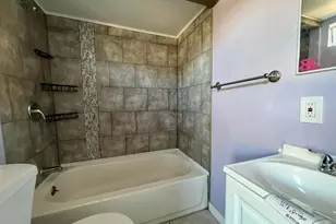 2056 NE Oswego Ave, Roseburg, OR 97470 - Photo 21