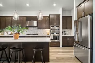 11651 SW Hayrick Ter, Beaverton, OR 97007 - Photo 5