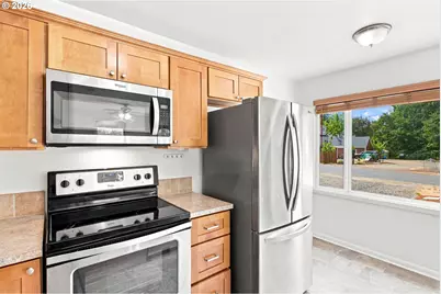 906 6th St, Washougal, WA 98671 - Photo 7
