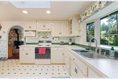 61921 Ross Inlet Rd, Coos Bay, OR 97420 - Photo 25