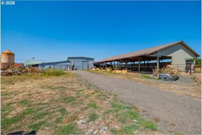 39511 Highway 226, Scio, OR 97374 - Photo 25
