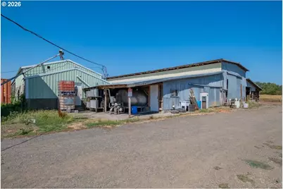 39511 Highway 226, Scio, OR 97374 - Photo 17
