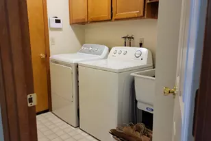 1523 NW Thompson Way, Grants Pass, OR 97526 - Photo 31