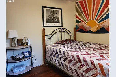 1523 NW Thompson Way, Grants Pass, OR 97526 - Photo 21