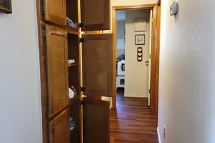 1523 NW Thompson Way, Grants Pass, OR 97526 - Photo 17