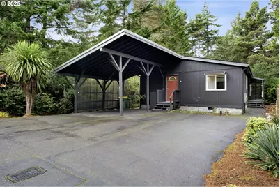 1600 Rhododendron Dr #150, Florence, OR 97439 - Photo 5