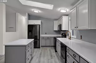 1600 Rhododendron Dr, Florence, OR 97439 - Photo 13