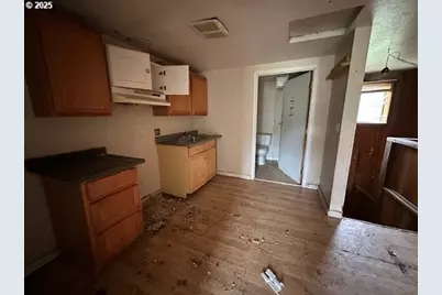 1704 Highway 97, Goldendale, WA 98620 - Photo 11