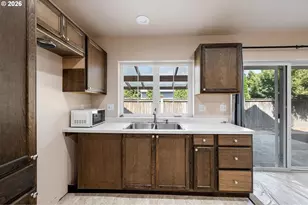 3466 Ambleside Dr, Springfield, OR 97477 - Photo 29