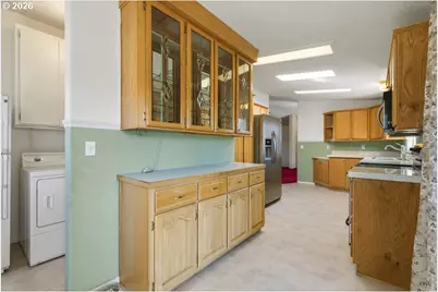 3103 Emerald St, Klamath Falls, OR 97601 - Photo 9