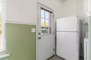 3103 Emerald St, Klamath Falls, OR 97601 - Photo 11