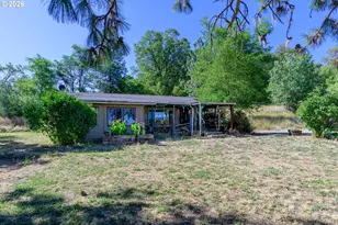 2167 Jackie Ave, Roseburg, OR 97471 - Photo 1
