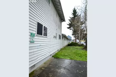 547 SW Fellows St, McMinnville, OR 97128 - Photo 9