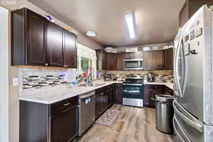 36090 8th St, Nehalem, OR 97131 - Photo 11