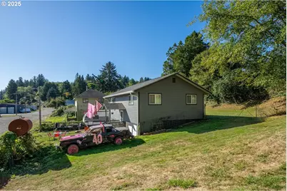 36090 8th St, Nehalem, OR 97131 - Photo 27