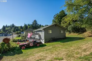 36090 8th St, Nehalem, OR 97131 - Photo 27