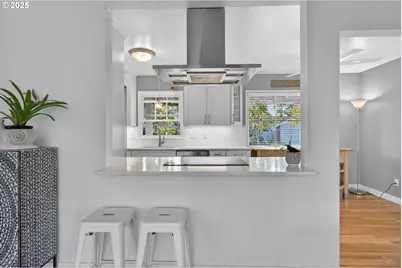 1400 NW 137th Ave, Portland, OR 97229 - Photo 7