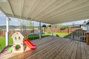 3058 NE Follett St, Roseburg, OR 97470 - Photo 23