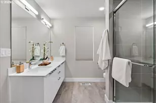 6745 SE Genrosa St, Hillsboro, OR 97123 - Photo 29