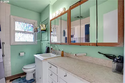 2918 SE 143rd Ave, Portland, OR 97236 - Photo 9