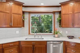 17295 Hanneman Ct, Gladstone, OR 97027 - Photo 11