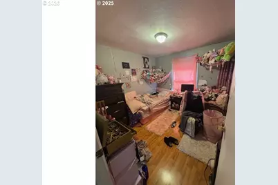 911 Division Ave, La Grande, OR 97850 - Photo 11