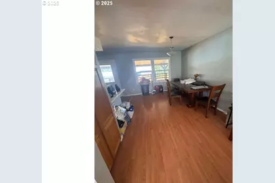 911 Division Ave, La Grande, OR 97850 - Photo 5