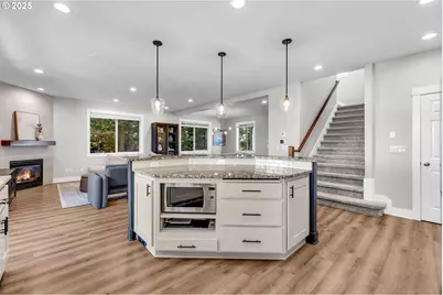2217 NW 110th Cir, Vancouver, WA 98685 - Photo 11