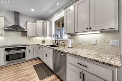 2217 NW 110th Cir, Vancouver, WA 98685 - Photo 13
