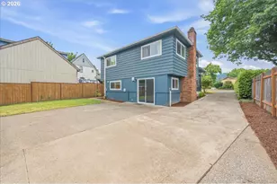 9005 N Central St, Portland, OR 97203 - Photo 39