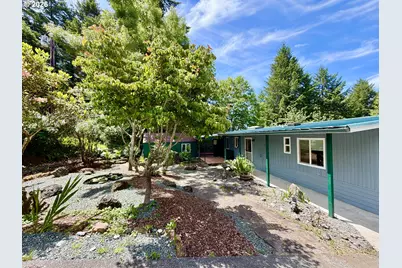17812 Aqua Vista Ln, Brookings, OR 97415 - Photo 1