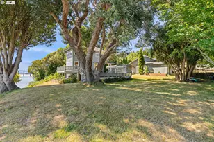 93646 Mallard Ln, North Bend, OR 97459 - Photo 11