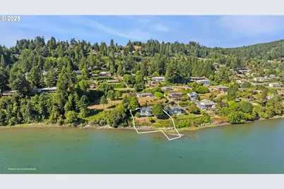 93646 Mallard Ln, North Bend, OR 97459 - Photo 3