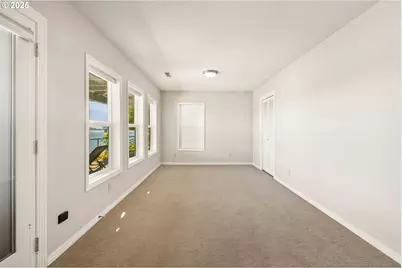 93646 Mallard Ln, North Bend, OR 97459 - Photo 37