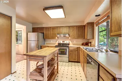 12826 NE 184th Ct, Bothell, WA 98011 - Photo 5