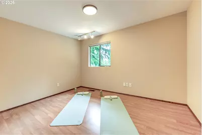 12826 NE 184th Ct, Bothell, WA 98011 - Photo 11