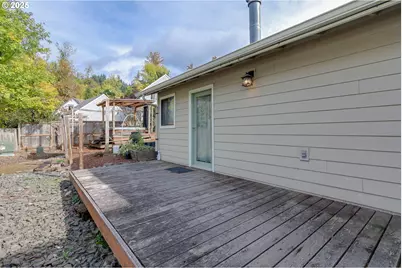 1755 E 43rd Ave, Eugene, OR 97405 - Photo 31