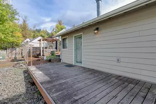 1755 E 43rd Ave, Eugene, OR 97405 - Photo 31